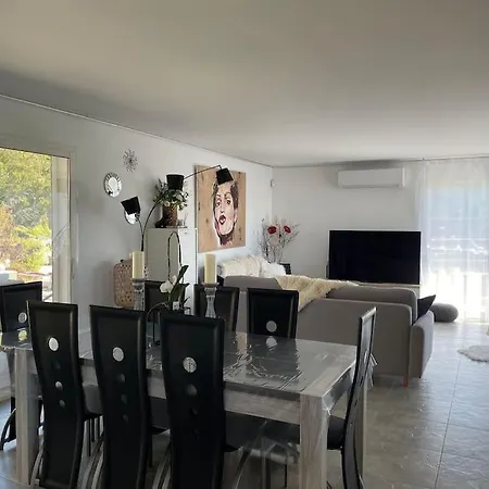 Holiday home Proche Ajaccio - Avec Piscine